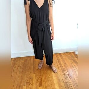 NEW! Ladies Solid Color Sleeveless Belted Pleated Casual Jumpsuit